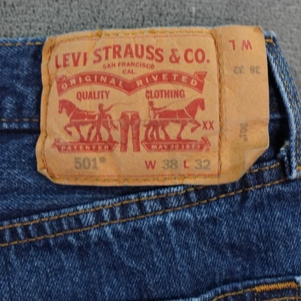 Levis note be